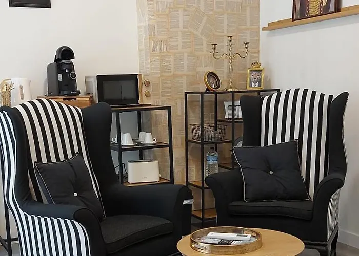Stone House, Style 3* Porriño
